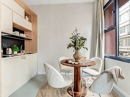 Sanders Port - Simple Studio Near Piraeus Port