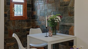 Ryze Apartments airport by Airstay