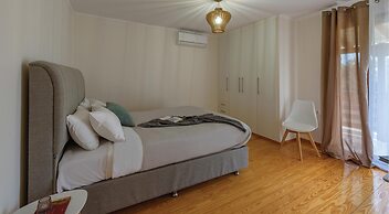 Ryze Apartments airport by Airstay