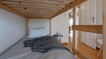 Ryze Apartments airport by Airstay