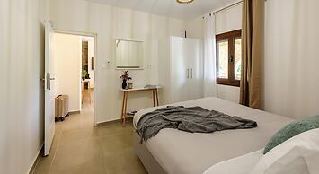 Ryze Apartments airport by Airstay