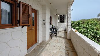 Ryze Apartments airport by Airstay