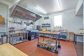 Waterfall Country Escape