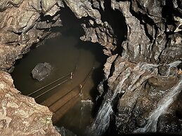 Waterfall Country Escape