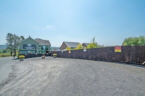 Waterfall Country Escape