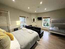 Waterfall Country Escape