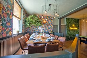 Waterfall Country Escape