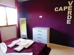 Cozy 1 bed Apartment With Garden and Pool View