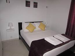 Cozy 1 bed Apartment With Garden and Pool View