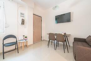 Cozy Acropolis Studio by Cloudkeys