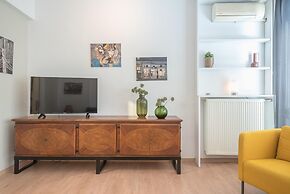 Philippos Acropolis Home by Cloudkeys