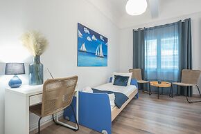 Spacious Family Home in Thisio by Cloudkeys