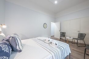 Spacious Family Home in Thisio by Cloudkeys