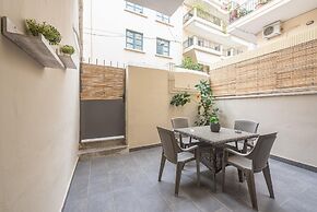 Spacious Family Home in Thisio by Cloudkeys