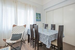 Spacious Family Home in Thisio by Cloudkeys