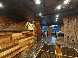 The Black Morel Hotel & Restaurant