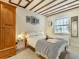 Cottage in the Heart of the Peak District