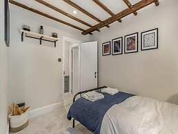 Cottage in the Heart of the Peak District