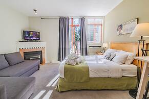 Elevate Vacation Alpenglow Lodge - Peak to Creek #404