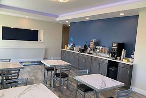 Days Inn by Wyndham Troy IL
