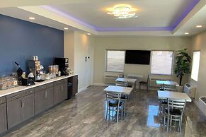Days Inn by Wyndham Troy IL