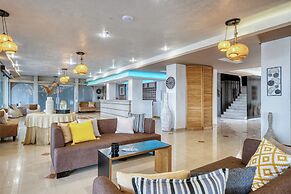 Black and White Boho Resort