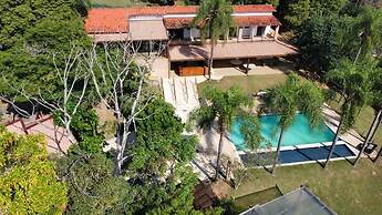 Villa Pinhais Hotel e Eventos