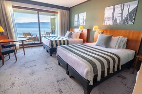 Park Lake Luxury Hotel