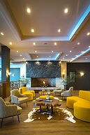 Park Lake Luxury Hotel