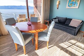 Park Lake Luxury Hotel