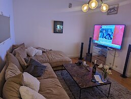 Stylish 2-bed Apartment in Central Stockholm