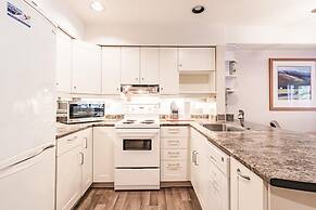 Whistler Vacation Club Lake Placid Lodge - 113