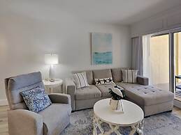 Driftwood Towers #1F - Palm View