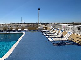 Driftwood Towers #1F - Palm View