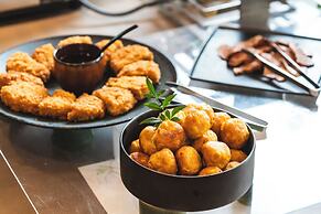 KAYA Kyoto Nijo Castle, BW Signature Collection by Best Western