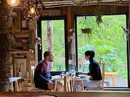 La Colmena Eco Lodge