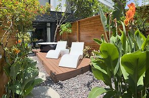 Kenting Sand Island W-Villa Seaview Resort