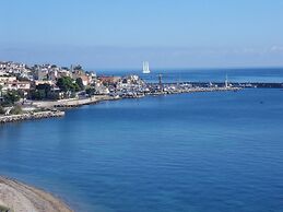 Apartment Milos With Nice Terrace sea View Residence Cicladi