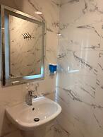 Privet Near Downtown Kh&sh