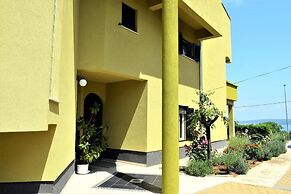 Two Bedroom sea View Apartment Primavera With Balcony