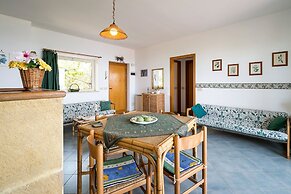 Apartment Sea View Park Residence Cicladi