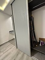 Privet Apartment 37 for Three Near Downtown Kh&sh