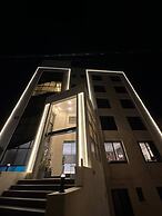 Privet Apartment 37 for Three Near Downtown Kh&sh