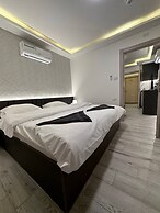 Privet Apartment 37 for Three Near Downtown Kh&sh