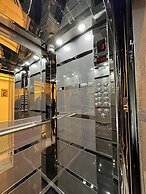 Privet Apartment 37 for Three Near Downtown Kh&sh