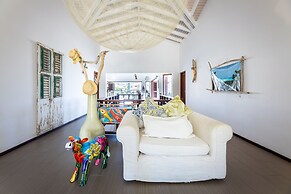 Room in B&B - Grace Stay - Beautiful Spacious Room in Villa mi Cuna Wi