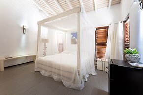 Room in B&B - Breezy Stay - Beautiful Spacious Room in Villa mi Cuna W