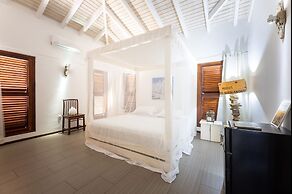 Room in B&B - Sunny Stay - Beautiful Spacious Room in Villa mi Cuna Wi