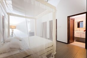 Room in B&B - Sunny Stay - Beautiful Spacious Room in Villa mi Cuna Wi