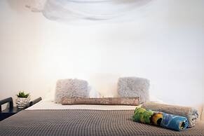 Ruby's Apartment Close to the Beach